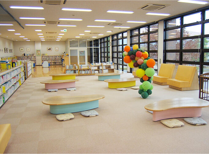 絵本フロアの様子