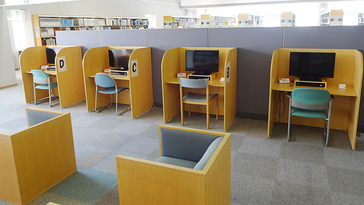 視聴覚コーナーの様子