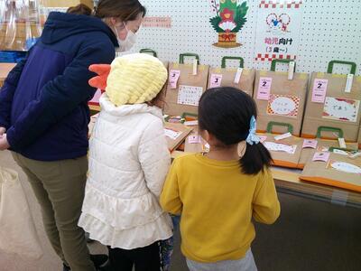 おみくじ福袋分館での様子２